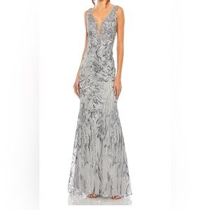Elegant Silver Evening Gown - Mac Duggal